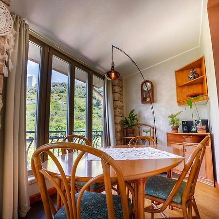 Sa Domo E Giuanne E Giuanna Bed & Breakfast Bosa Bagian luar foto