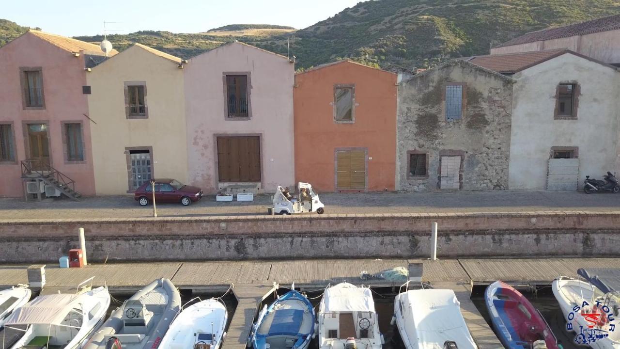 Sa Domo E Giuanne E Giuanna Bed & Breakfast Bosa Bagian luar foto