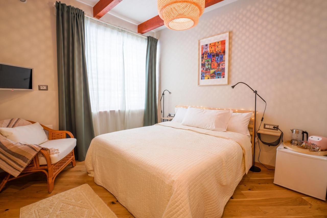 Sa Domo E Giuanne E Giuanna Bed & Breakfast Bosa Bagian luar foto