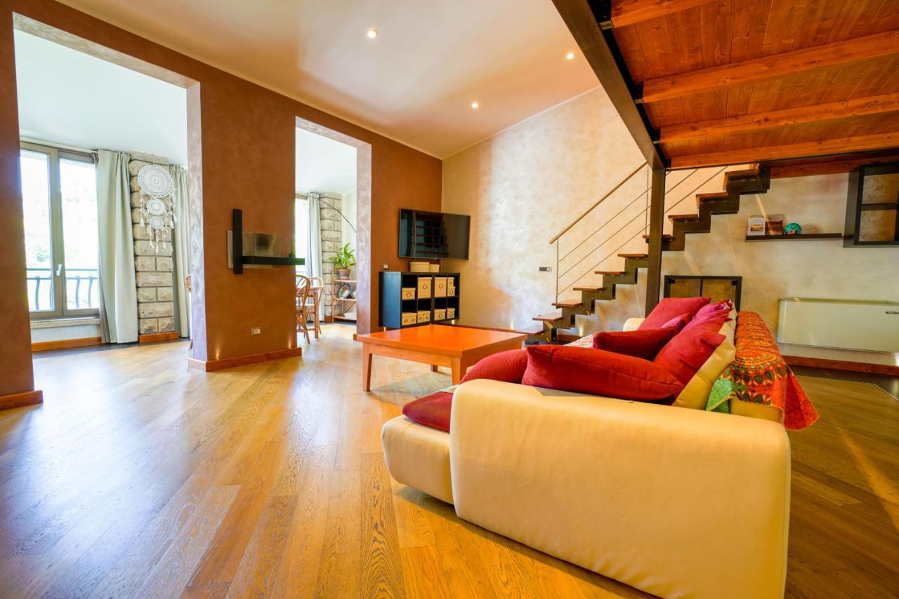 Sa Domo E Giuanne E Giuanna Bed & Breakfast Bosa Bagian luar foto