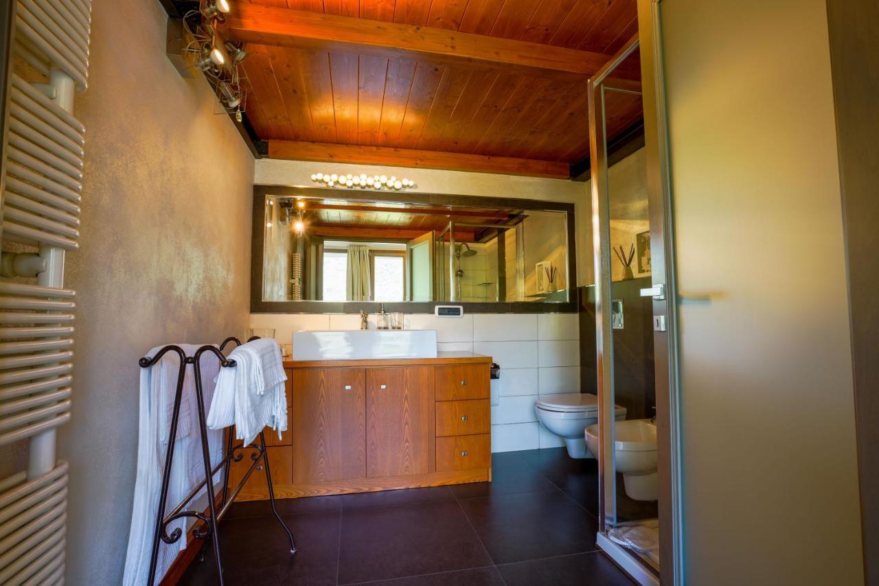 Sa Domo E Giuanne E Giuanna Bed & Breakfast Bosa Bagian luar foto